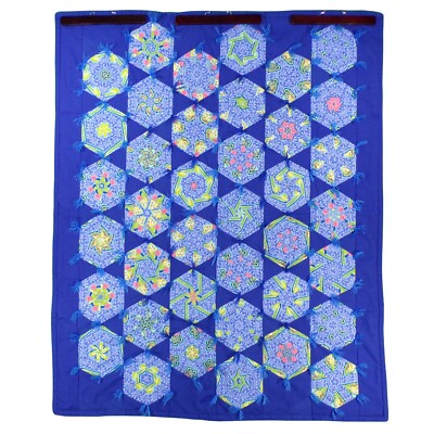 Old Fashioned Quilts by Quilts By Granny - Sponge Bob Kaleidoscope 43'' x 52''