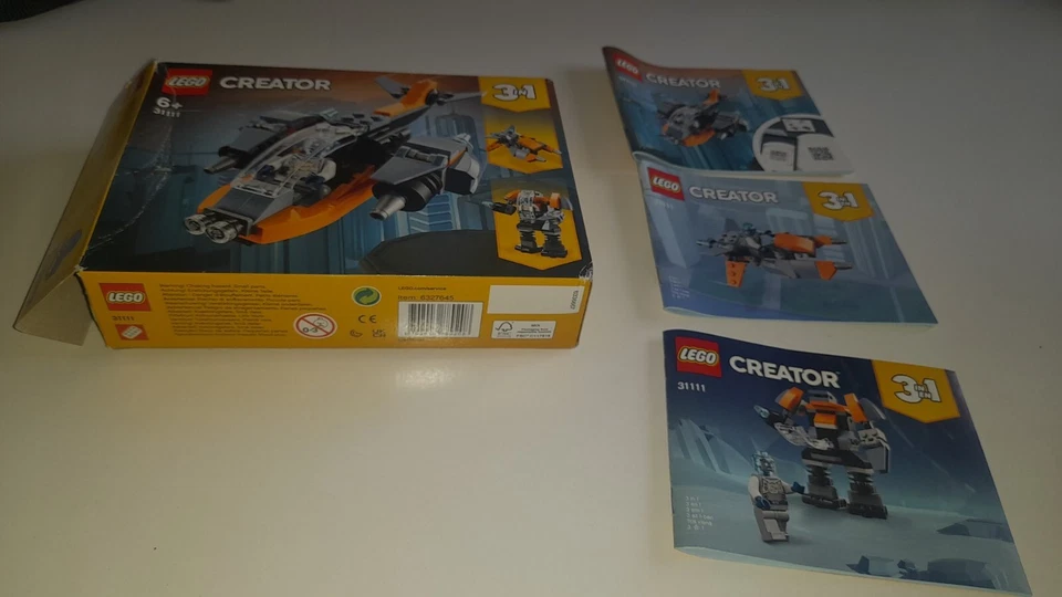 LEGO Creator 31111 Cyber Drone, foto 1 di 5
