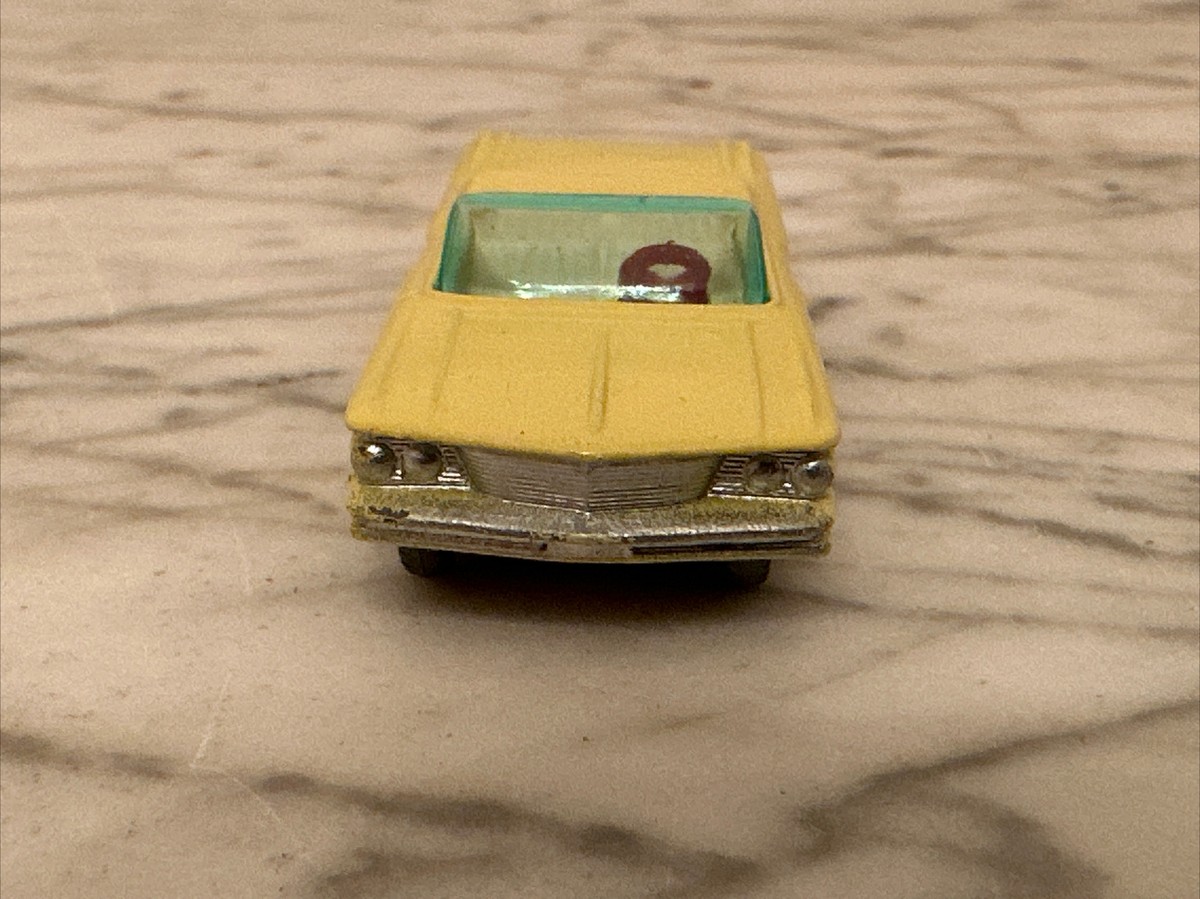 VTG ORIGINAL Lesney Matchbox No. 39 YELLOW PONTIAC