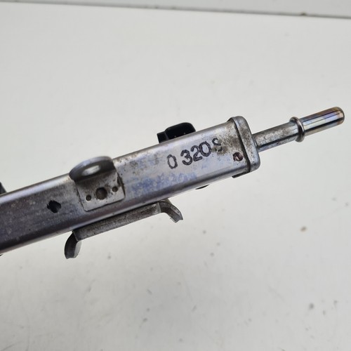 Mazda 3 Fuel Rail With Injectors 2.0 Petrol BL 04/09-10/13 - Picture 5 of 11