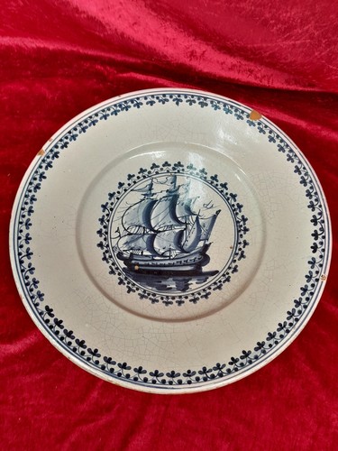 Great Plate Ceramic Boat Azul. 37 Cm. Francia. c1950