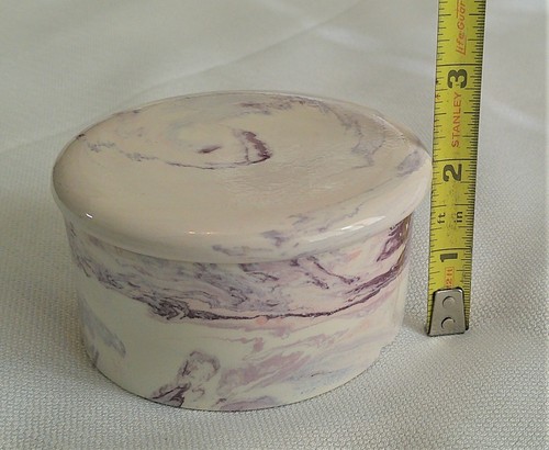 Caja de baratija redonda de cerámica pintada a mano vintage púrpura lavanda mármol 3,5 pulgadas - Imagen 8 de 11