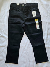 Levi Strauss Signature Gold Women's Size 10  W30 Pull On Capri Jeans