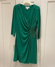 Ronni Nicole - Emerald Green Evening Dress - Gold Stud Detail To Hip - Body Con