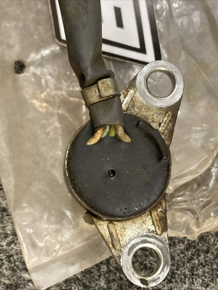 Interruptor genuino Honda 35759-HN2-013, montaje, cambio Foto 3 de 4