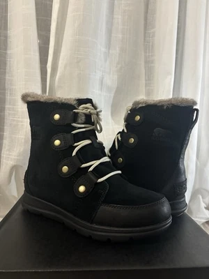 Sorel Explorer Joan Noir - Photo 1/4