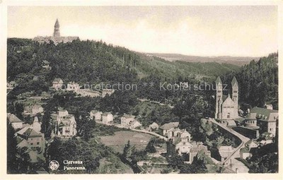 Clervaux-en-Ardennes Diekirch Luxembourg Kirche Kloster Stadtpanorama Wald Huege