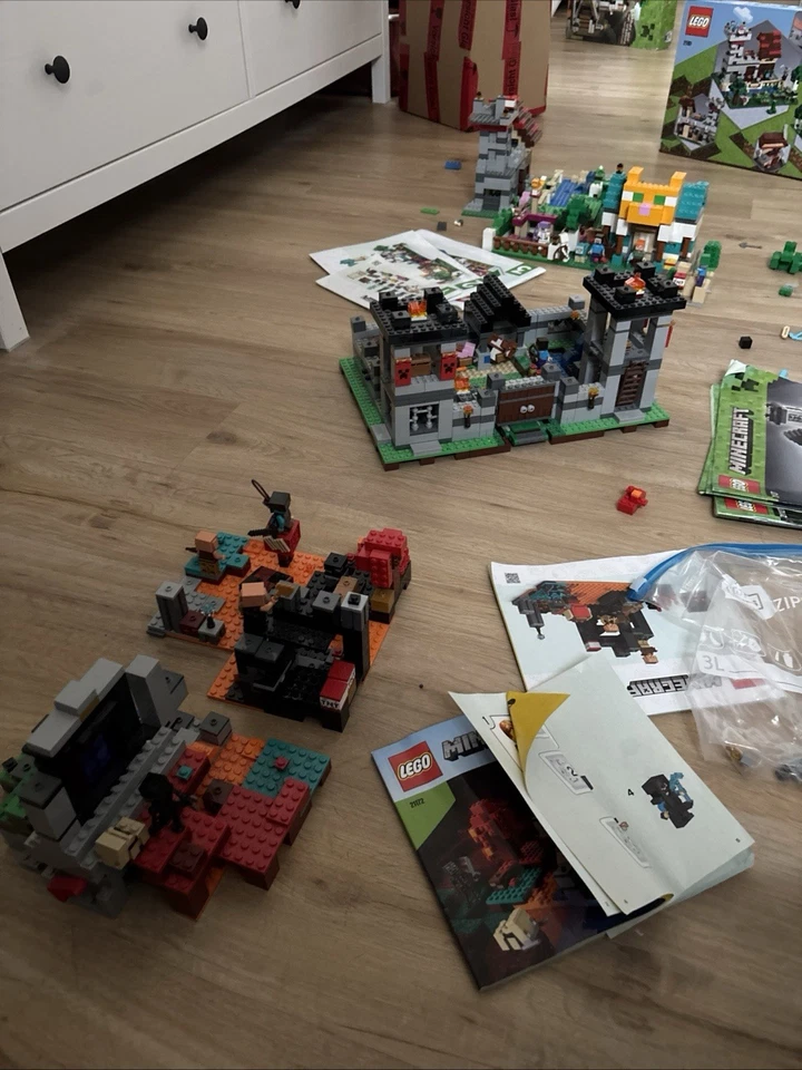 Lego Minecraft: Konvolut 21172,21185, 21127, 21249, 21161 - Bild 3 von 4