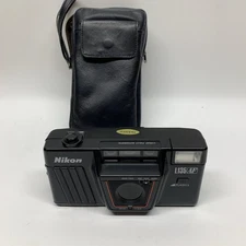 Film-tested Nikon L135 AF 35mm film point&shoot camera & pouch -1984