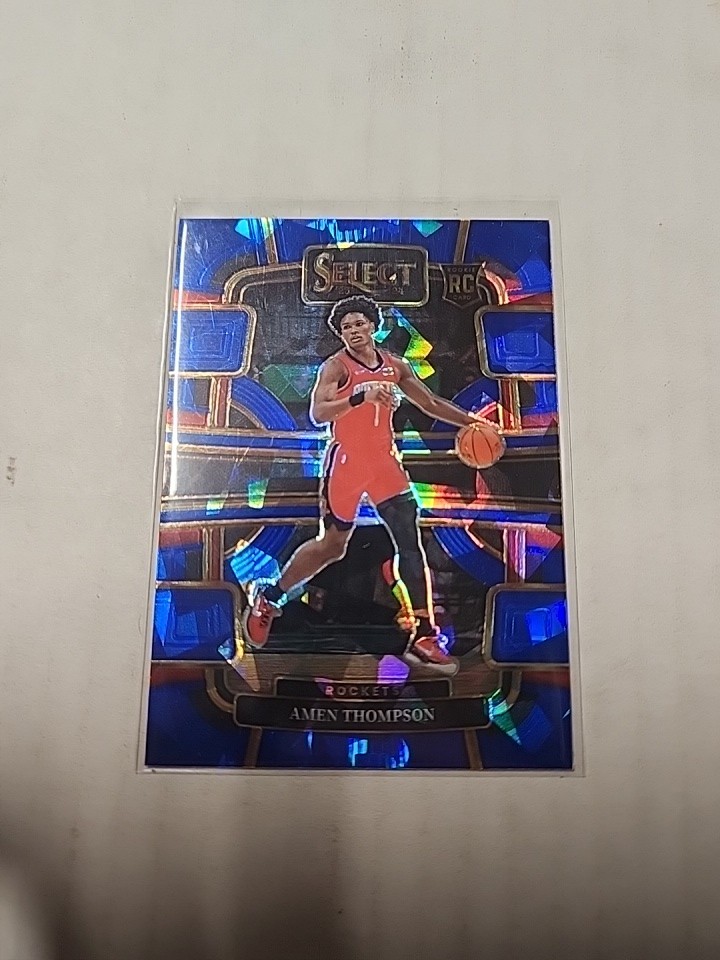 23-24 Panini Select - Concourse Amen Thompson #96 Blue Cracked Ice Prizm Rc (RC)