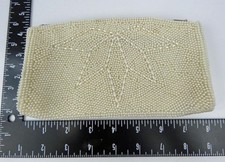 Clutch Purse Women's Beaded White Zippered 7.5 x 4.5 in. Made in Japan Vintage