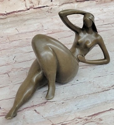 Contemporary Artwork: Mario Nick`s Handcrafted Bronze Sculpture, Modern Nude Fem