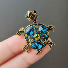 Vintage Style Rhinestone Sea Turtle Brooch Gold Ocean Animal Pin Summer Jewelry