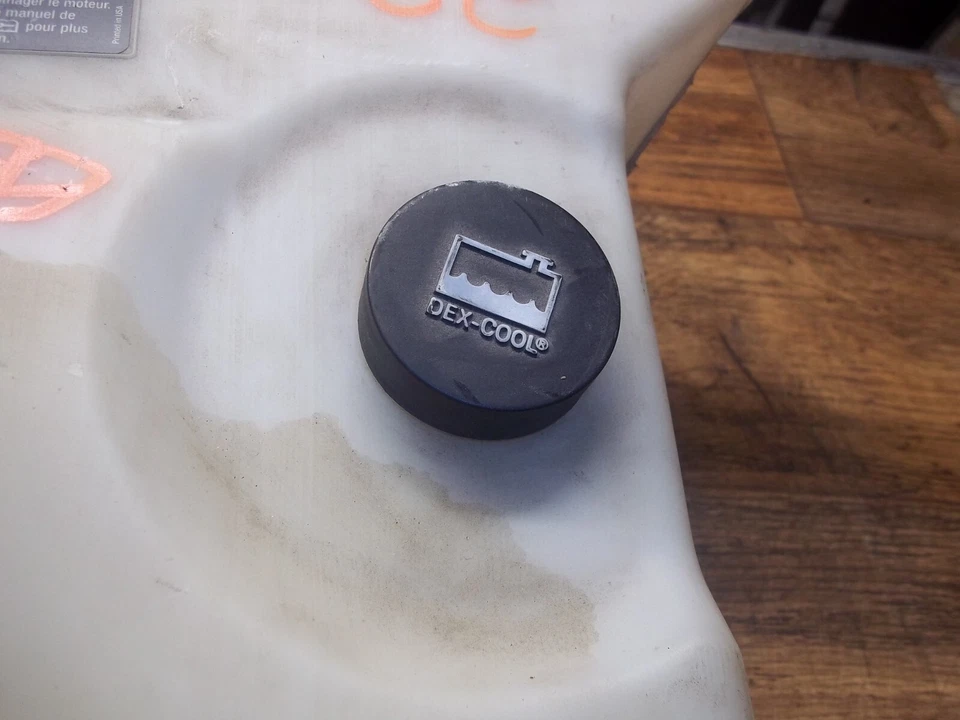 Express 1500 03-18 2500 2003-2014 furgoneta radiador refrigerante depósito de recuperación Foto 3 de 4