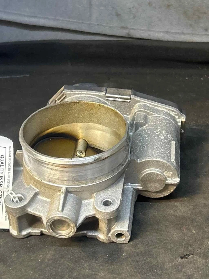 Fits 2008-10 SATURN VUE Throttle Body OEM:12616995 Foto 3 de 4