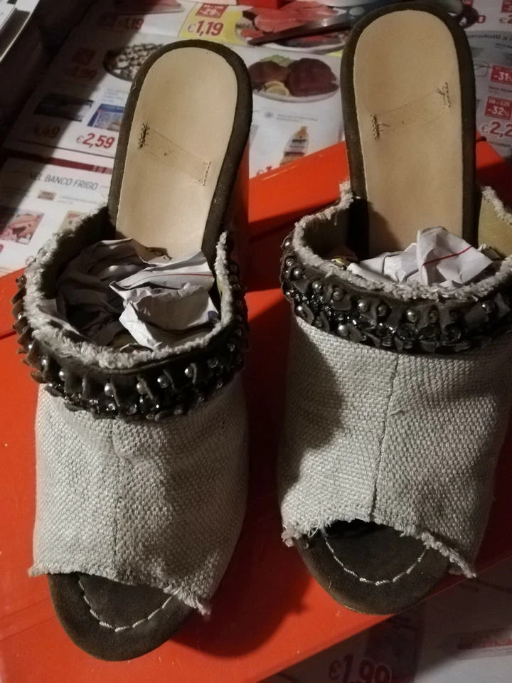 Sandalo Rustico aperto in legno n.40 - Tacco 10 - Made in Italy Usato - Immagine 3 di 4