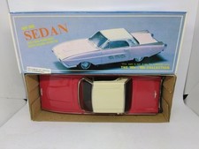 Mini Auto Blechspielzeug Mini Car Limousine MF333 OITURE Friktionswagen mit Box