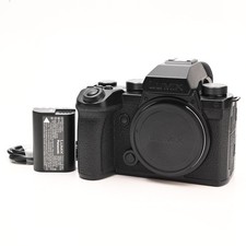 Panasonic Lumix DC-S5 IIX 24.2MP Mirrorless Digital L-Mount Camera S5IIX 056