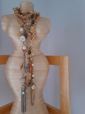 Mixed Lots of Vintage Custume Jewellery Necklaces Pendants