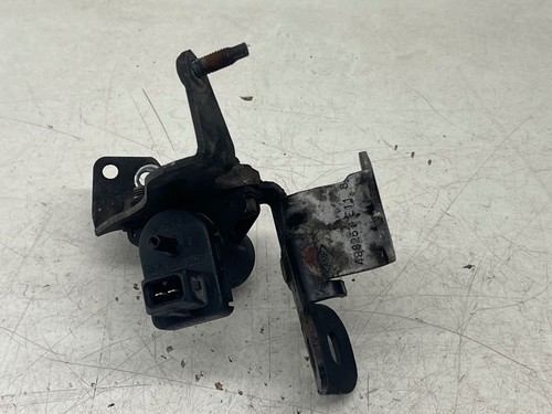 Opel Vivaro 2008 84kW Turbolader Druckwandler Magnetventil 8200762597 UTG12183