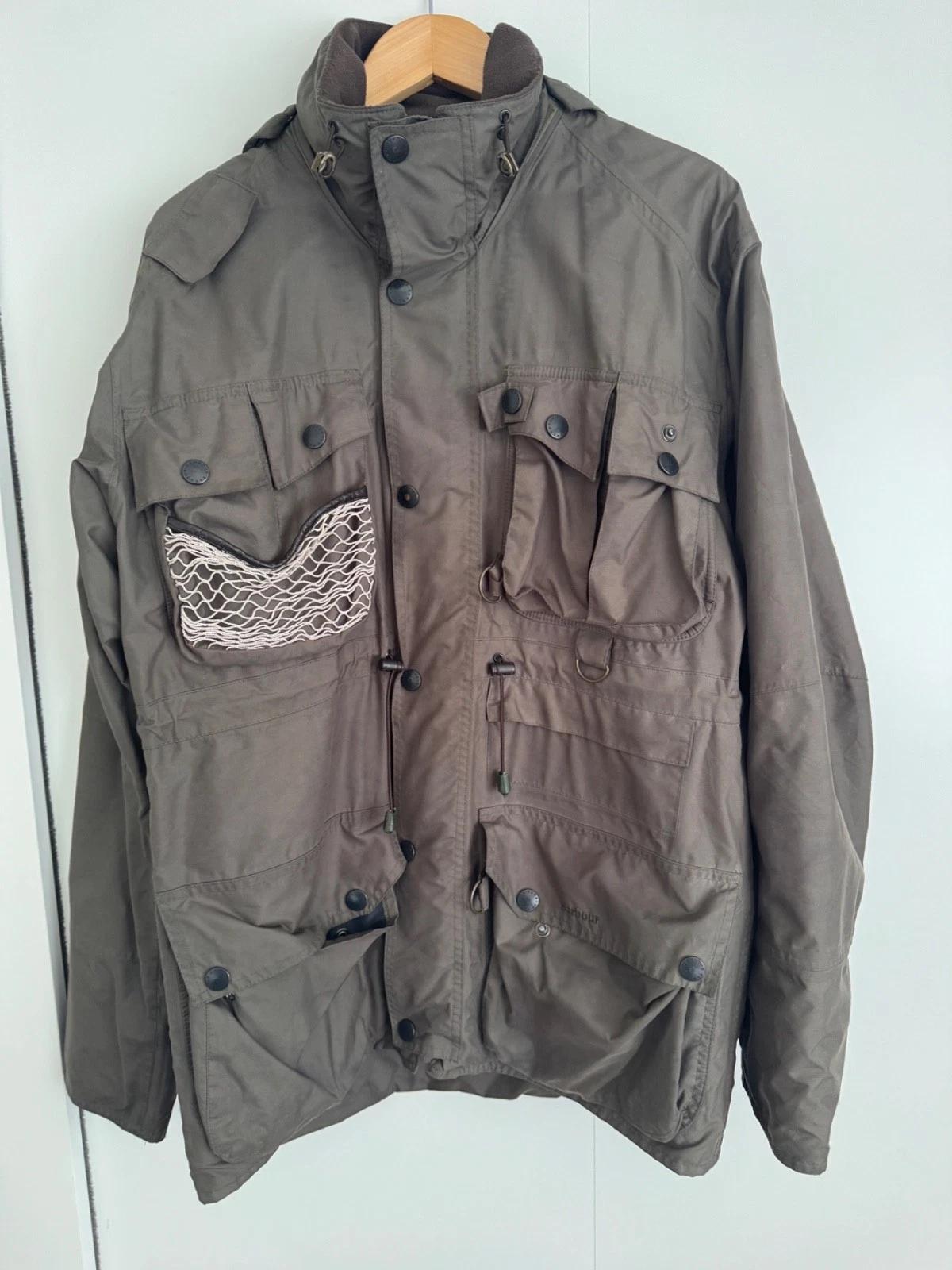 Barbour T40 Dryfly Jacket Medium fly Fishing Waterproof Breathable Rare
Opens in a new window or tab