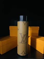 water bottle , Luxury