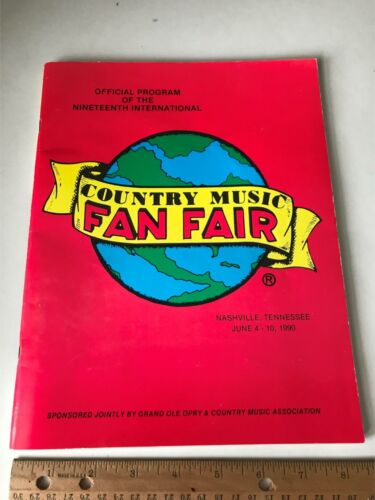 Vtg 1990 Country Music Stars Grand Ole Opry 30+ Signed Fair Program Nashville TN - Afbeelding 1 van 12
