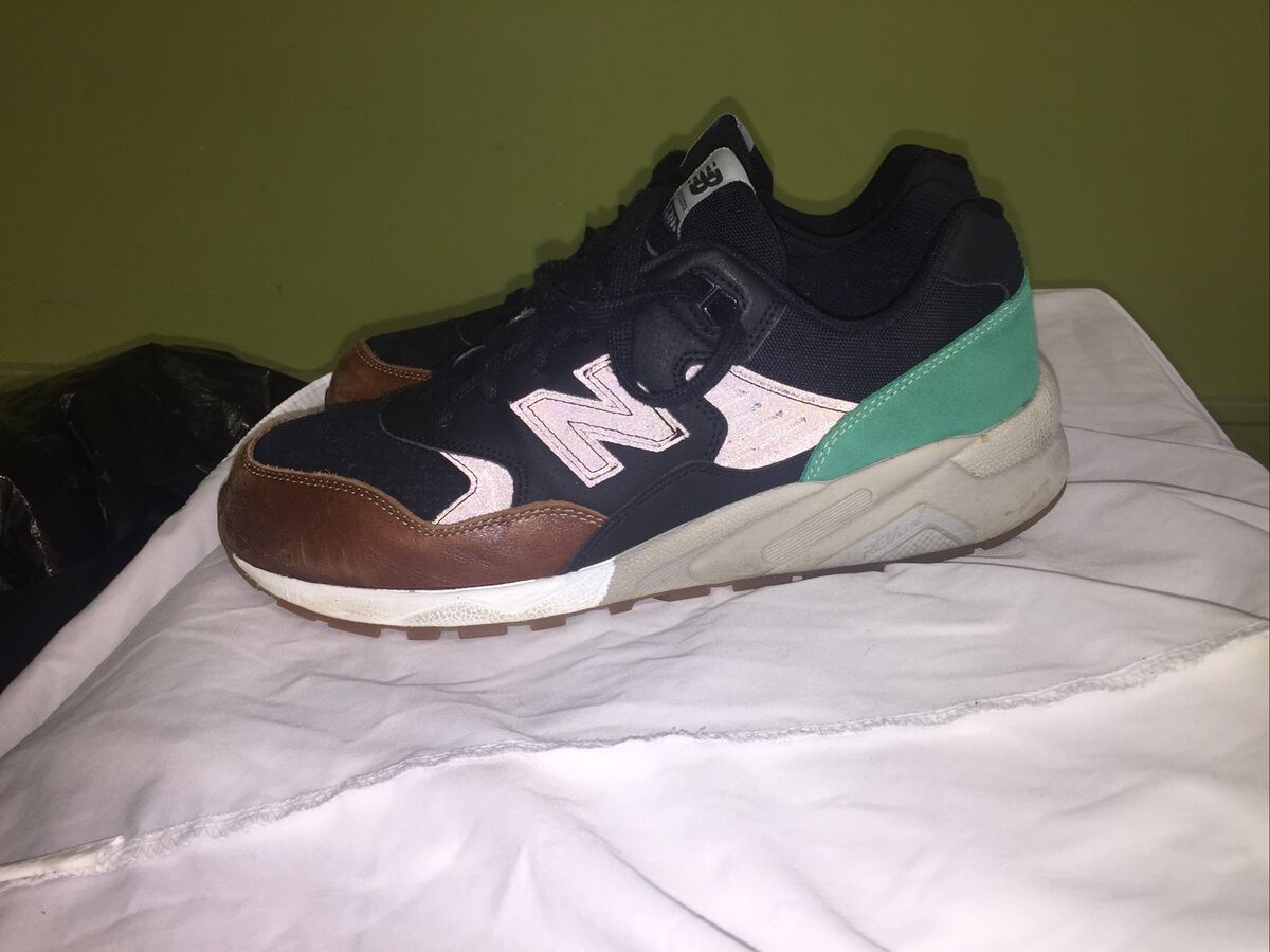 New Balance 580 REVlite Mens Running Shoes Sz10.5 NEW Black New Balance 580 REVlite Mens Running Shoes Sz10.5 NEW Black