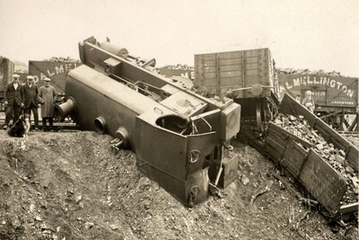 rp01633 - LMS Train Crash at Waterside - print 6x4