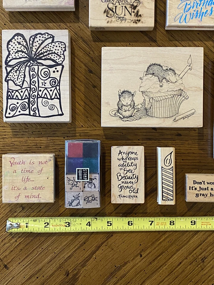 Paquete de estampillas de goma con temática de cumpleaños - Hero Arts, Stampa Rosa, Magenta Foto 4 de 4