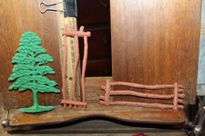 Vintage Plastic Western Cowboys Indians Tree Fence Pieces