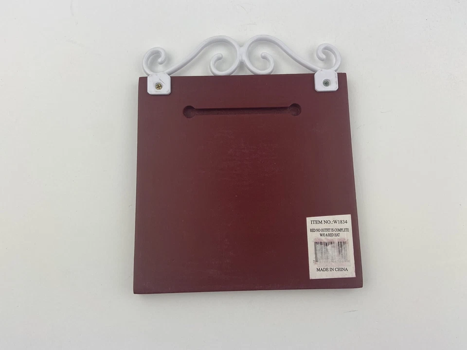 Bouquet And Company No Outfit Is Complete Without A Red Hat Plaque Wall Hanging - Image 3 of 4