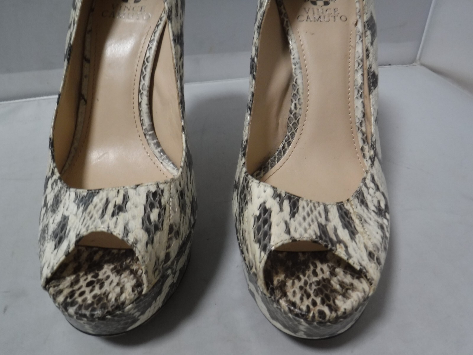 Vince Camuto Lorim Snake Print Python Platform Pu… - image 7