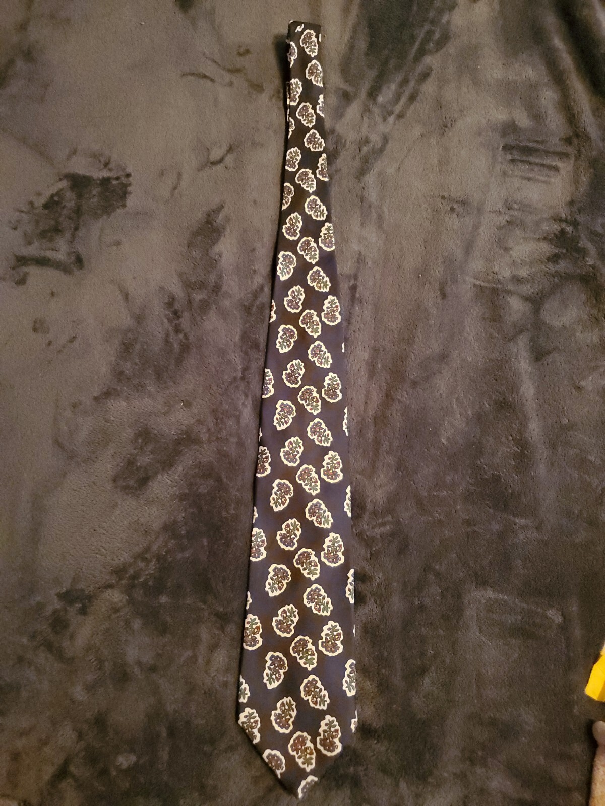 Picture 1 of 3