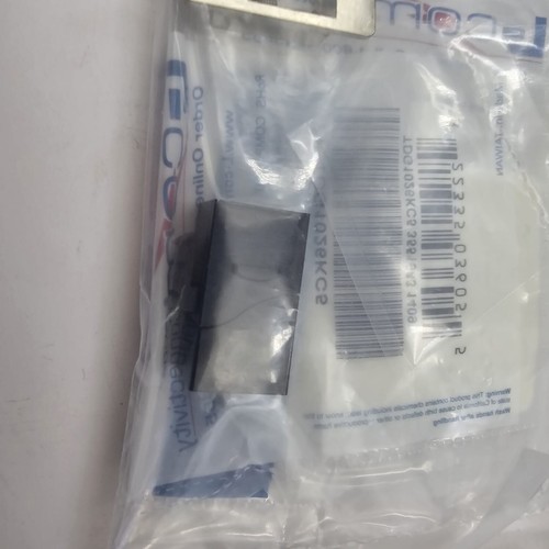 6 pcs L-com ECF504-C5 CAT 5E RJ45 PNL CPLR KIT - 第 4/5 張圖片