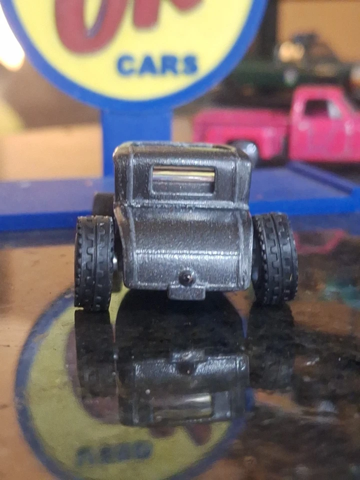 Hotwheels Custom Ford 31 Custom Model A Ratrod Wheelswapped And Loose - Image 4 of 4