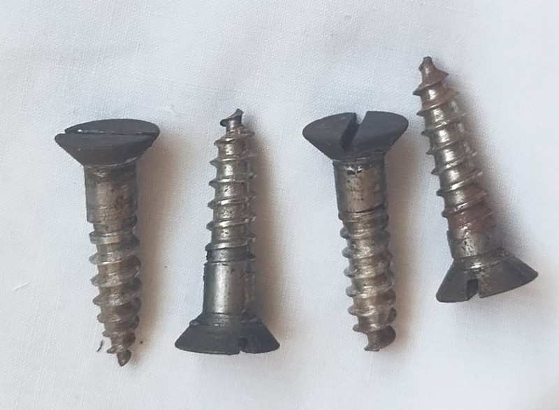 Genuine Singer Sewing Machine Treadle Cabinet Table/Base Set 4 Mounting Screws