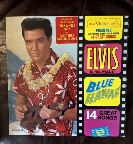 Set Of 3 Elvis Presley 33 RPM Albums With Original Sleeves Vintage RCA Victor