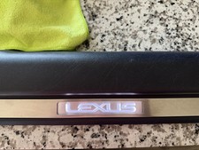 2006-2013 Is250 Is350 Isf Illuminated Door Sills Plate 67920-53100 Blackwhite 2006-2013 Is250 Is350 Isf Illuminated Door Sills Plate 67920-53100 Blackwhite