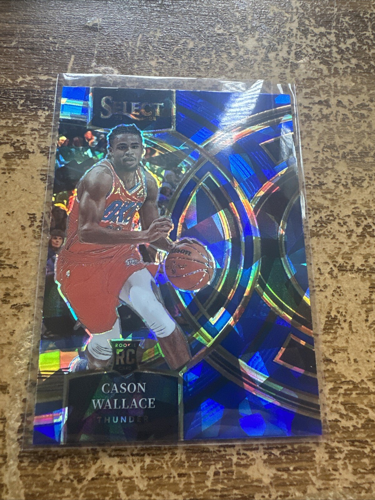 2023-24 Panini Select Basketball Cason Wallace #115 Premier Lvl Blue Cracked Ice