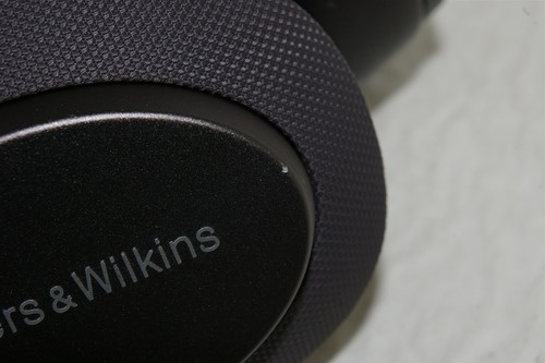 Bowers & Wilkins PX Noise Cancelling Wireless Headphones TESTED - Picture 9 of 11