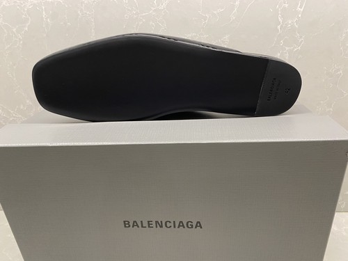 crocs blue flip flops