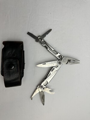 Leatherman Rev Multi Tool With Holder