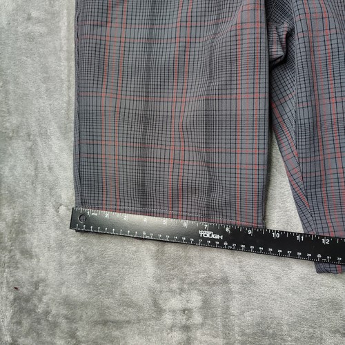 Under Armour Storm Shorts Men's 34 Gray Plaid Golf Performance Nylon - READ - Picture 8 of 12
