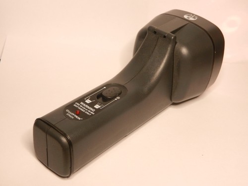 Lloytron ER324 Flashlight w Adjustable Head, Blinking Mode, MAINS + BATT, c9 - Picture 10 of 12