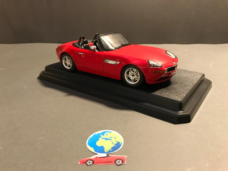 Bburago BMW Z8, automodello scala 1:24 - 1:25, vintage (1088) - Immagine 2 di 4