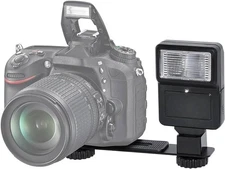Digital Slave Flash with Bracket for Digital/DSLR Camera (Black)