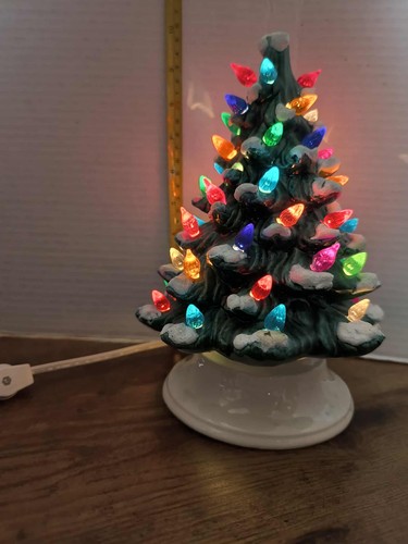 10" VINTAGE CERAMIC CHRISTMAS TREE/FLOCKED - Picture 10 of 23