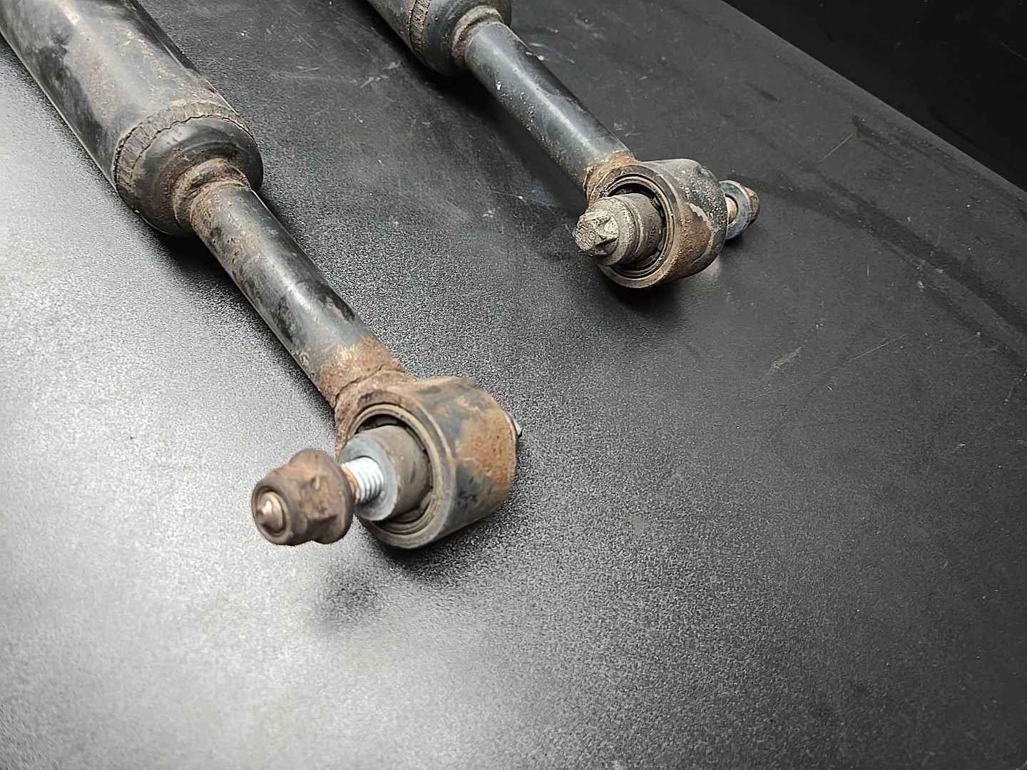 14-24 MASERATI GHIBLI - REAR LEFT & RIGHT SIDE SHOCK STRUT ABSORBER PAIR OEM