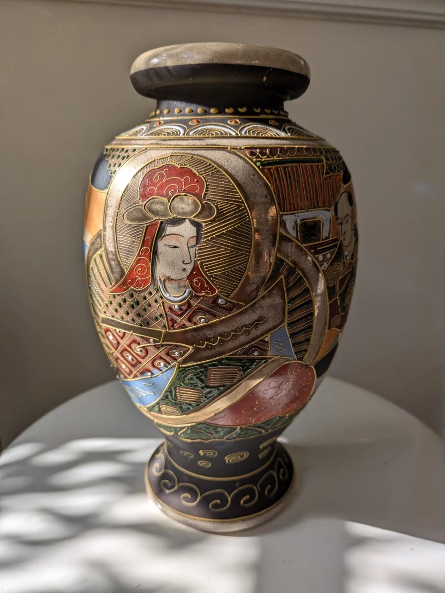 Antique Original Porcelain & Pottery Japanese Vases 1850-1899 for